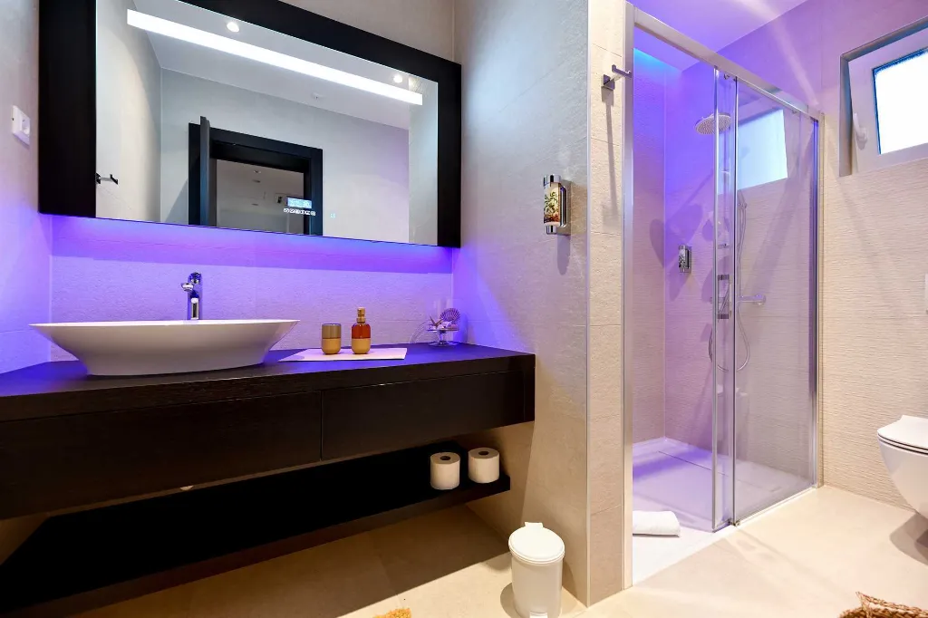 Turanj Double Room with Side Sea View