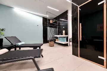 Turanj Studio Apartment for 2 with Heated Pool