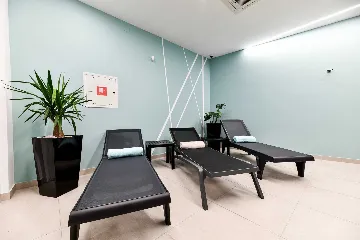 Turanj Studio Apartment for 2 with Heated Pool