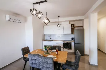 Sveti Filip i Jakov 2-Bedroom Apartment with Sea View