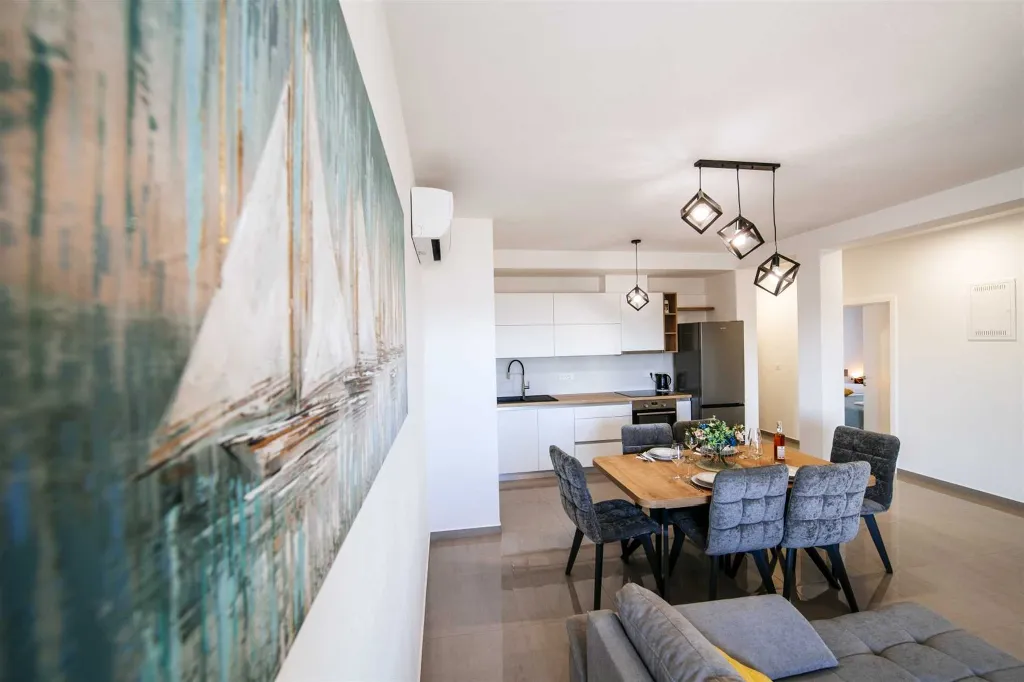 Sveti Filip i Jakov 2-Bedroom Apartment with Sea View
