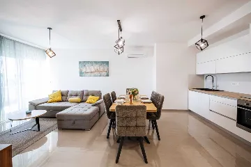 Sveti Filip i Jakov 2-Bedroom Apartment with Sea View