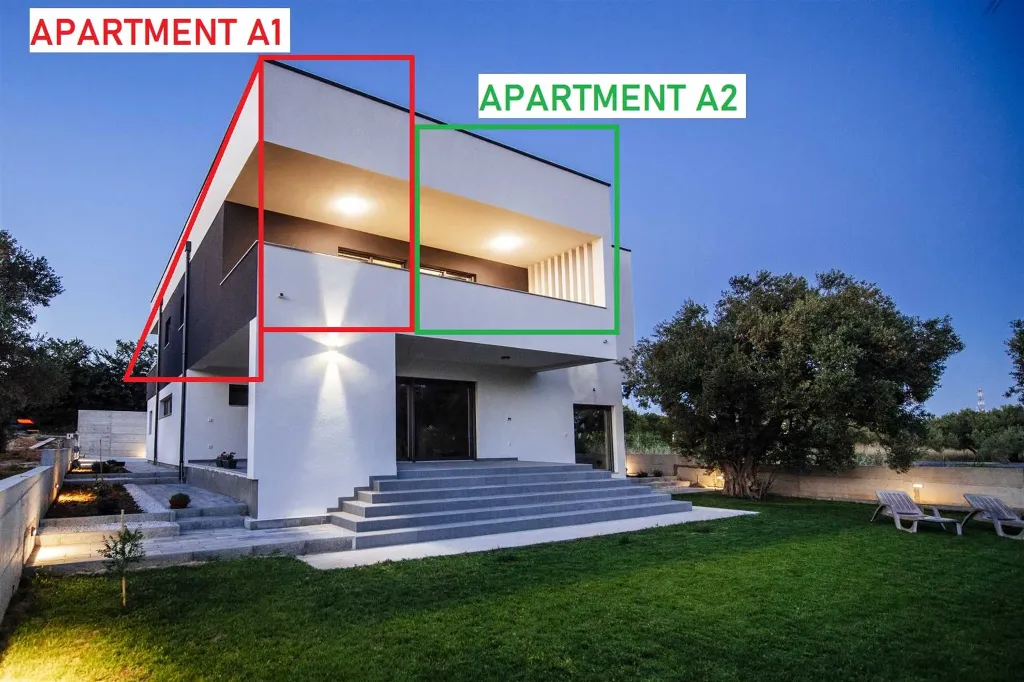 Heated Pool & Sea View Apartment in Sveti Filip i Jakov