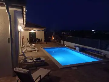 4-Bedroom Villa in Vrsi Mulo with Private Pool