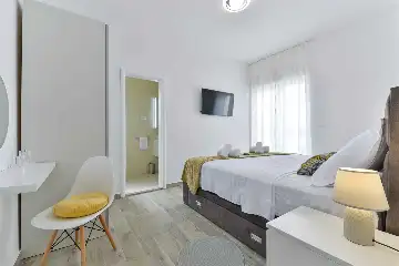 4-Bedroom Villa in Vrsi Mulo with Private Pool