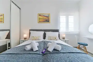 4-Bedroom Villa in Vrsi Mulo with Private Pool