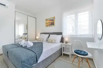 4-Bedroom Villa in Vrsi Mulo with Private Pool