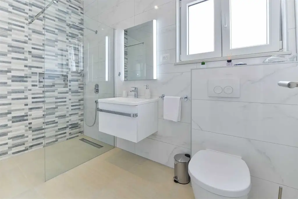 4-Bedroom Villa in Vrsi Mulo with Private Pool
