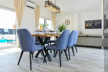 4-Bedroom Villa in Vrsi Mulo with Private Pool