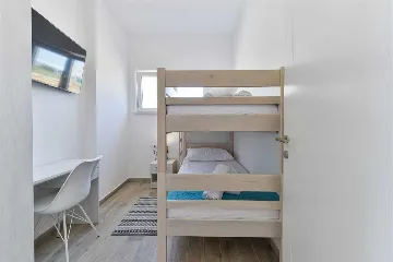 Vrsi Mulo 4-Bedroom Villa with Private Swimming Pool