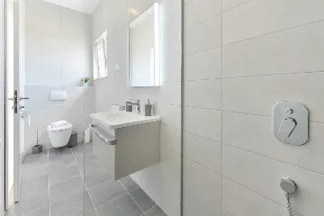 Vrsi Mulo 4-Bedroom Villa with Private Swimming Pool