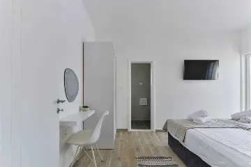 Vrsi Mulo 4-Bedroom Villa with Private Swimming Pool