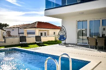 4-Bedroom Villa in Vir with Private Pool & Sea View