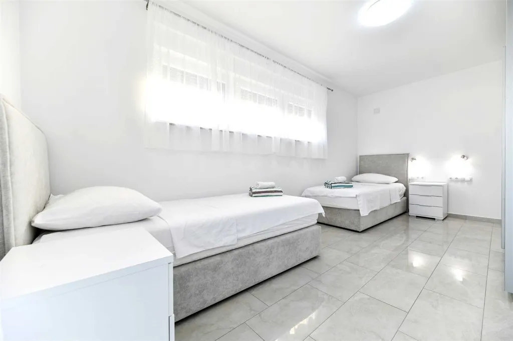 4-Bedroom Villa in Vir with Private Pool & Sea View