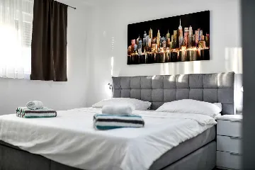 4-Bedroom Villa in Vir with Private Pool & Sea View