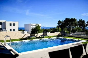 4-Bedroom Villa in Vir with Private Pool & Sea View