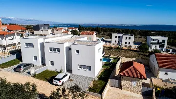 4-Bedroom Villa in Vir with Private Pool & Sea View