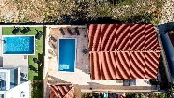 4-Bedroom Villa in Vir with Private Pool & Sea View