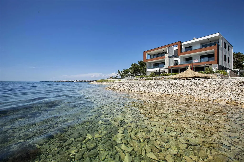 Apartment in Sukošan with Panoramic Sea View