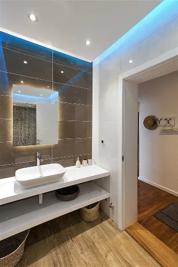 Apartment in Sukošan with Panoramic Sea View