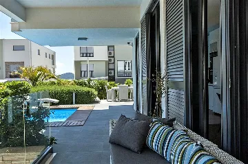 Villa with Pool, Jacuzzi & Sea View in Sukošan