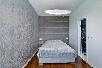 Villa with Pool, Jacuzzi & Sea View in Sukošan