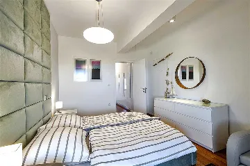 Villa with Pool, Jacuzzi & Sea View in Sukošan