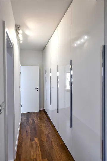 Villa with Pool, Jacuzzi & Sea View in Sukošan