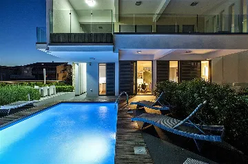 Villa with Pool, Jacuzzi & Sea View in Sukošan