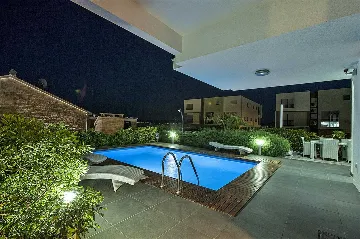 Villa with Pool, Jacuzzi & Sea View in Sukošan