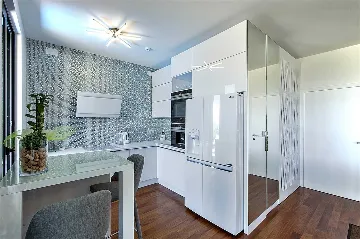 Villa with Pool, Jacuzzi & Sea View in Sukošan