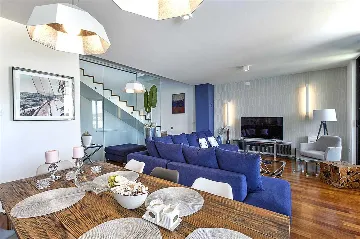 Villa with Pool, Jacuzzi & Sea View in Sukošan