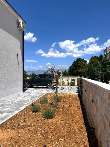 Vir Villa for Up to 8 Guests with Private Pool