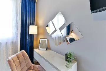 Six-Bedroom Villa for 11 Guests in Zadar