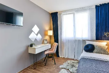 Six-Bedroom Villa for 11 Guests in Zadar