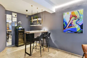 Six-Bedroom Villa for 11 Guests in Zadar