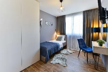 Six-Bedroom Villa for 11 Guests in Zadar