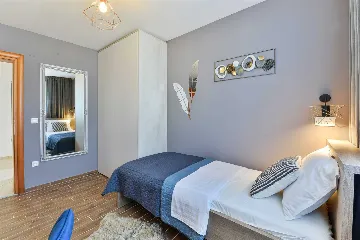 Six-Bedroom Villa for 11 Guests in Zadar