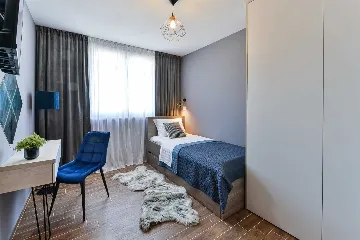 Six-Bedroom Villa for 11 Guests in Zadar