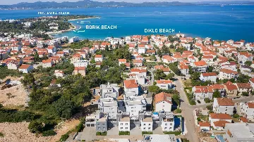 Six-Bedroom Villa for 11 Guests in Zadar