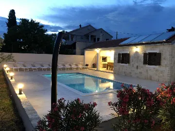 Turanj Villa for 12 with Private Pool & Sauna