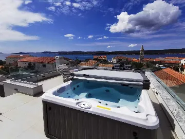 Turanj Villa for 12 with Private Pool & Sauna