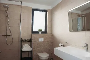 Turanj Villa for 12 with Private Pool & Sauna