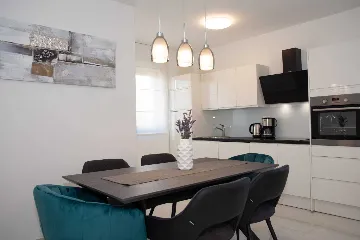 Turanj Villa for 12 with Private Pool & Sauna