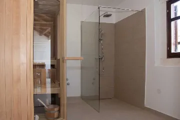 Turanj Villa for 12 with Private Pool & Sauna