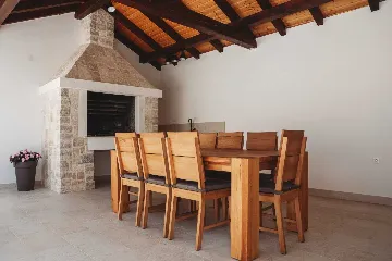 Turanj Villa for 12 with Private Pool & Sauna