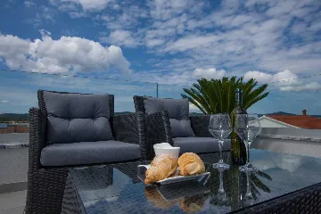 Turanj Villa for 12 with Private Pool & Sauna