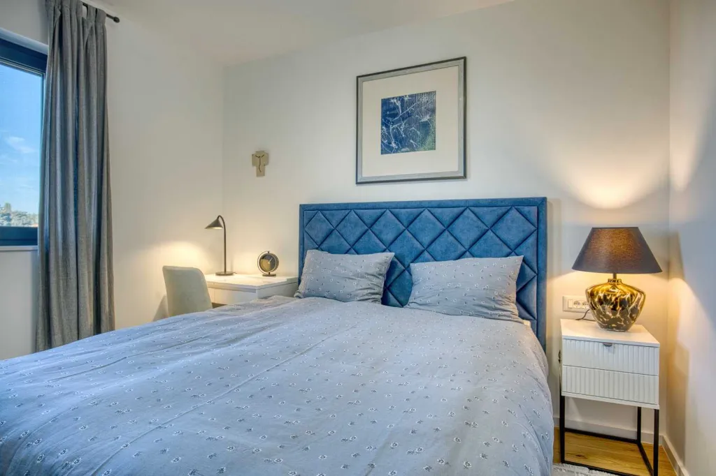 Zadar Diklo Sea-View Apartment for Up to 4