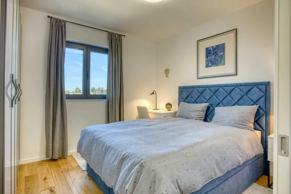 Zadar Diklo Sea-View Apartment for Up to 4