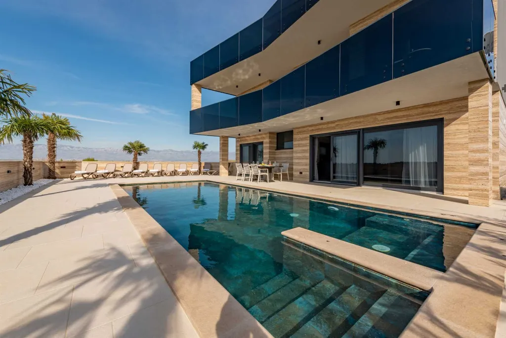 Privlaka Villa for 10 with Heated Pool & Terrace